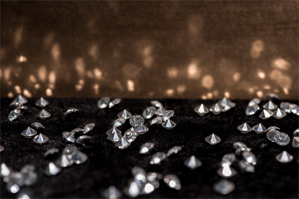 Loose diamonds
